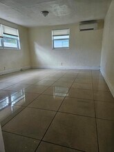 228 NW 13th Ct in Dania Beach, FL - Building Photo - Building Photo