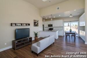 418 Cimarron in Spring Branch, TX - Building Photo - Building Photo