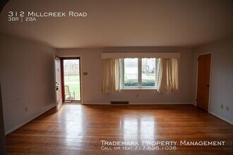 312 Mill Creek Rd in Bird In Hand, PA - Building Photo - Building Photo