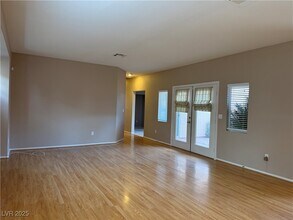 641 Bear Grass St in Las Vegas, NV - Building Photo - Building Photo