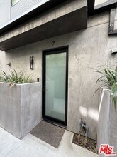 1144 N Detroit St in West Hollywood, CA - Building Photo - Building Photo