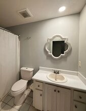 2 Hummingbird Ct in Savannah, GA - Building Photo - Building Photo