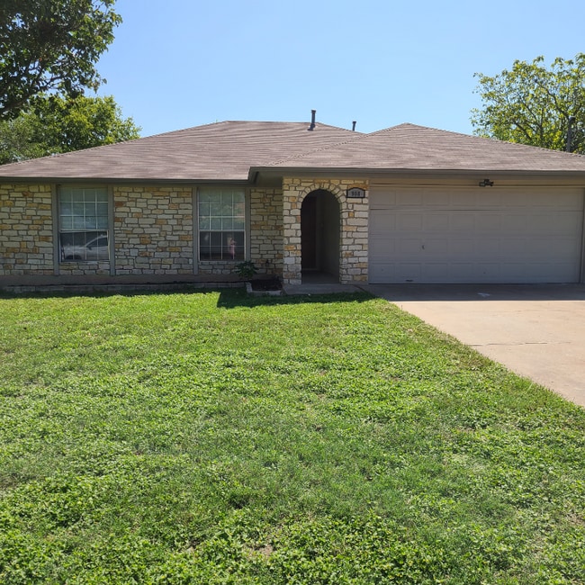 property at 908 Garden View Dr