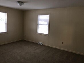 1410 Franklin Rd in Jackson Center, PA - Building Photo - Building Photo