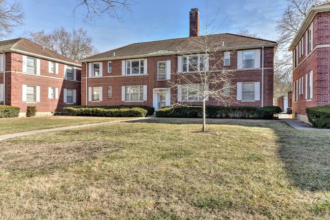 1506 Delmont Ct in Urbana, IL - Building Photo - Building Photo