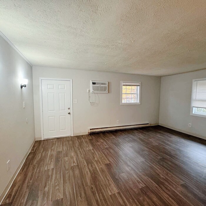 5003 Alan Dr in Richmond, VA - Building Photo