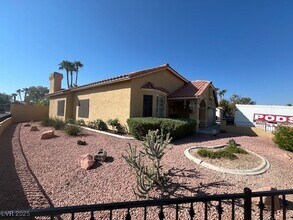 4325 Silvercrest Ct in North Las Vegas, NV - Building Photo - Building Photo