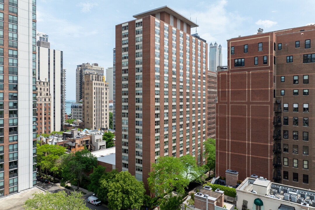 Ambassador House Condos in Chicago, IL - Building Photo
