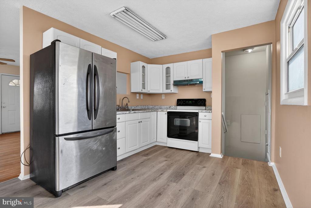 1597 Katherine Ct in Woodbridge, VA - Building Photo