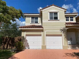 17037 SW 39th St in Miramar, FL - Building Photo