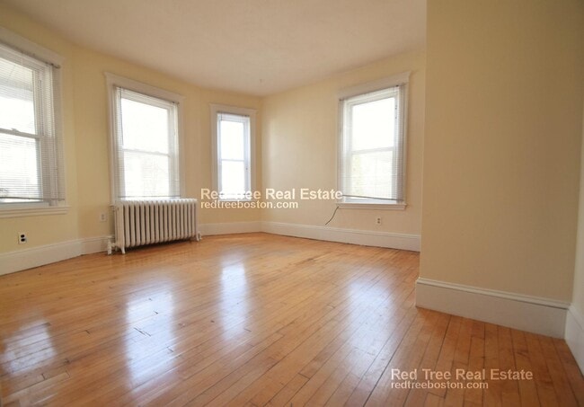 78 Wallingford Rd, Unit 2 in Boston, MA - Building Photo - Building Photo