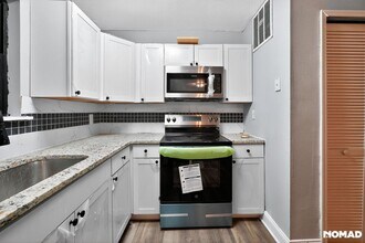 5952 Stonewall Dr in Union City, GA - Building Photo - Building Photo