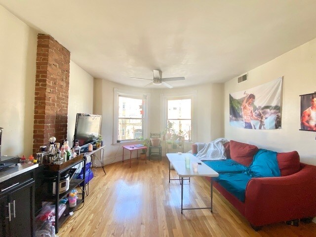 880 Huntington Ave, Unit 2 in Boston, MA - Building Photo - Building Photo