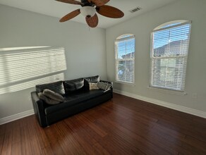 2747 Via Capri in Clearwater, FL - Building Photo - Building Photo