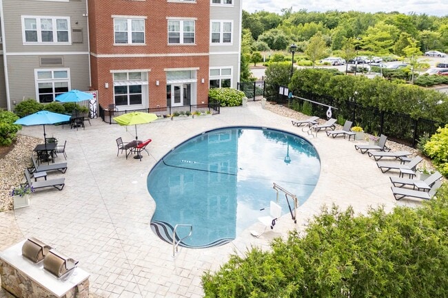 The Commons at SouthField in Weymouth, MA - Foto de edificio - Building Photo