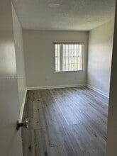 4393 NW 11th St in Miami, FL - Building Photo - Building Photo