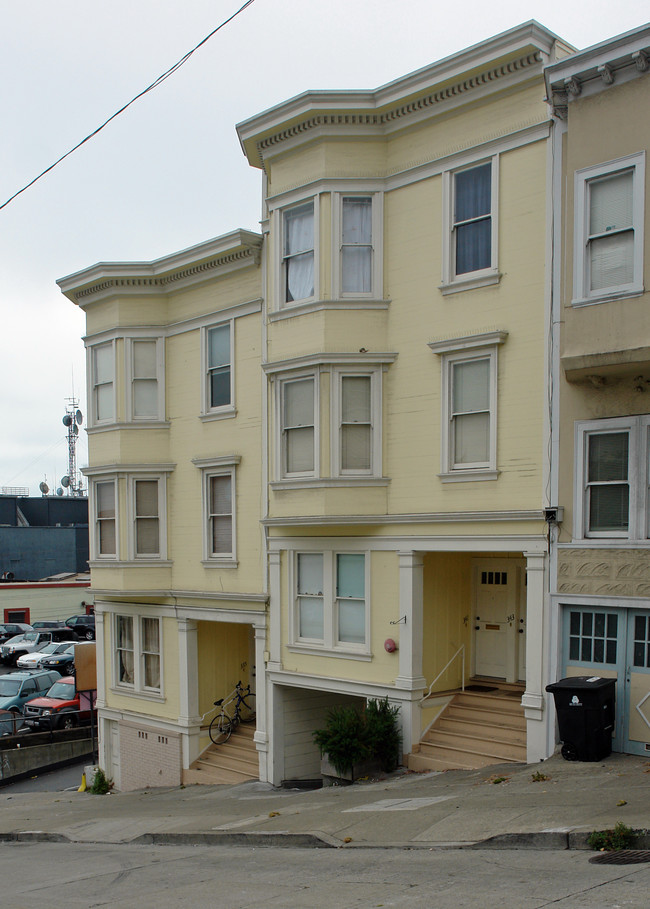 335-345 Vallejo St in San Francisco, CA - Building Photo - Building Photo