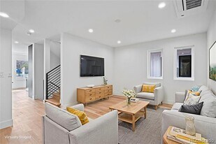 2451 Lawrence St in Denver, CO - Building Photo