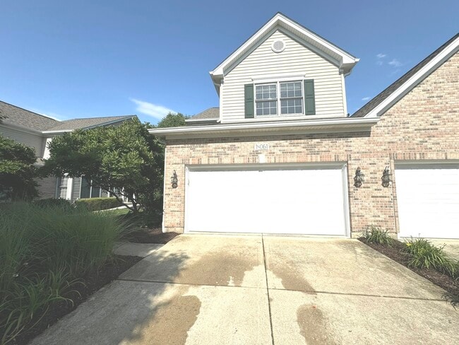 property at 1N061 Mission Ct