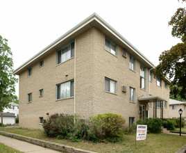 1757 Thomas Ave in St. Paul, MN - Building Photo - Building Photo