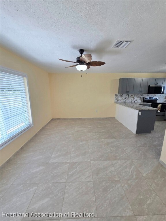 613 Memorial Dr in Sebring, FL - Building Photo - Building Photo