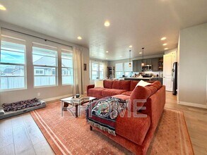 5066 Elmfield Wy in Highland, UT - Building Photo - Building Photo