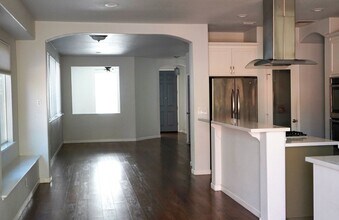 108 Robinson Ct in Roseville, CA - Building Photo - Building Photo