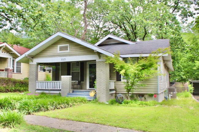property at 717 N Jackson St