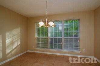 2255 Hamilton Parc Ln in Buford, GA - Foto de edificio - Building Photo