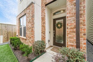 712 Clark St in Houston, TX - Building Photo