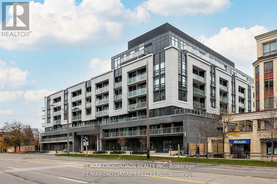 621-621 Sheppard Ave E in Toronto, ON - Building Photo