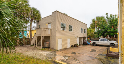 607 Riverview Blvd in Daytona Beach, FL - Foto de edificio - Building Photo