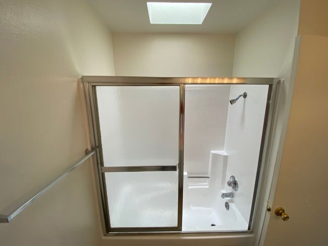 3546 Hughes Ave in Los Angeles, CA - Building Photo - Building Photo