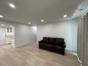 1484 E Foxboro Dr in Salt Lake City, UT - Building Photo - Building Photo