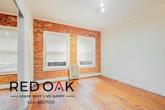 property at 532 S Coronado St