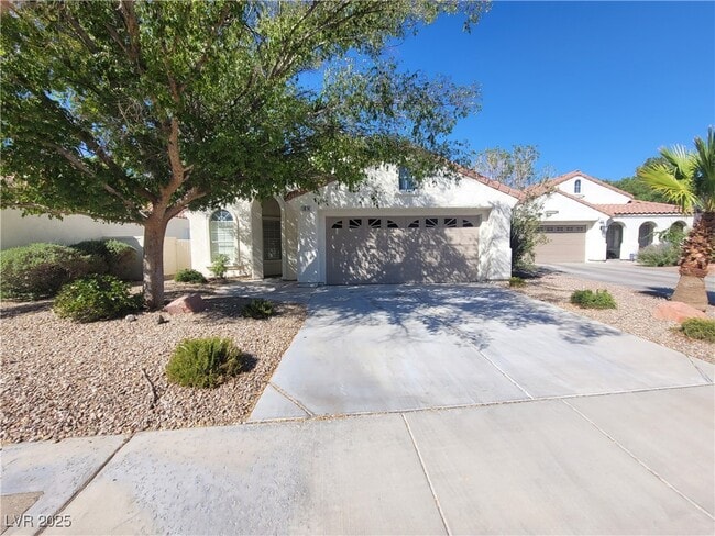 property at 1876 Stablegate Ave