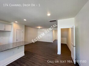 174 Channel Drop Dr in Clayton, NC - Building Photo - Building Photo