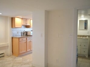 9 Broadway Ave in Rockport, MA - Building Photo - Building Photo