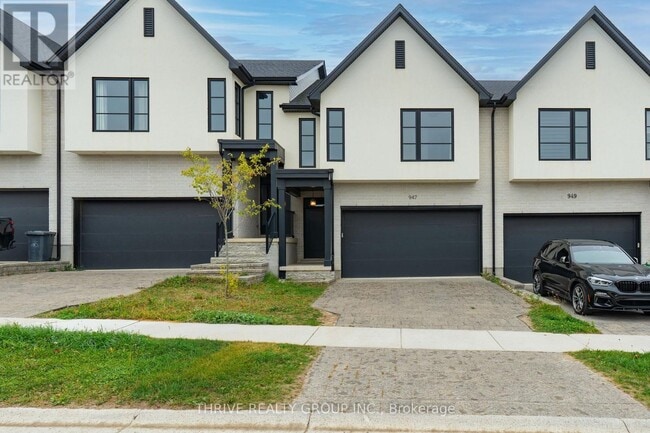 property at 947 Upperpoint Ave