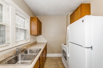 538 S Erie St in Wichita, KS - Building Photo - Building Photo