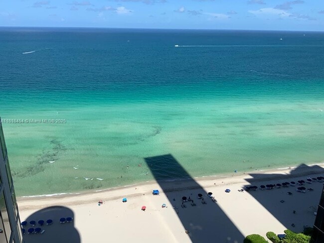property at 17201 Collins Ave