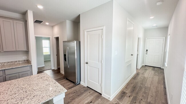 11943 Wisteria Mdws Dr in Willis, TX - Building Photo - Building Photo