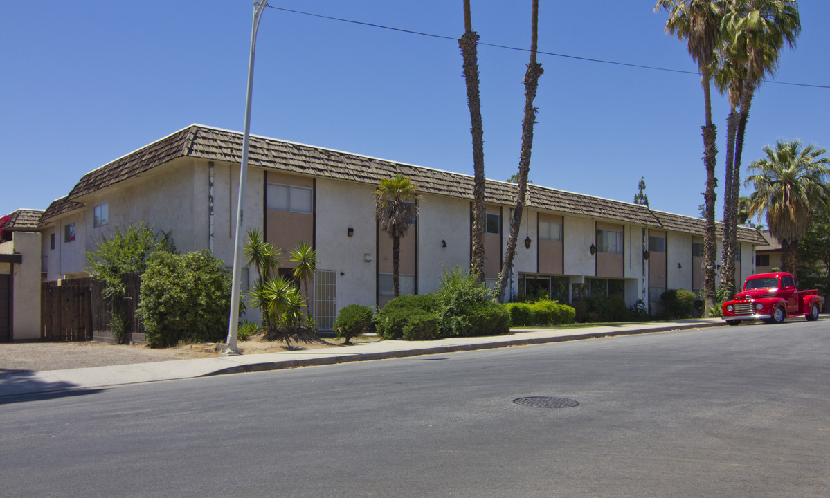 3600 Dana St in Bakersfield, CA - Building Photo