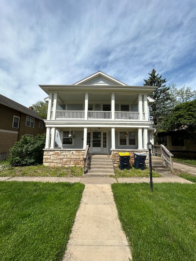 property at 5430-5432 Harrison St