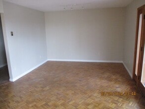 2000 W Willis in Show Low, AZ - Building Photo - Building Photo