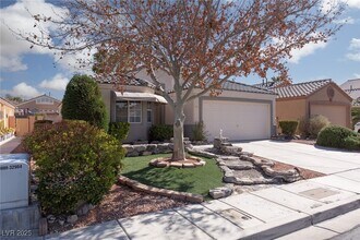1538 Dancing Star Ct in Henderson, NV - Building Photo - Building Photo