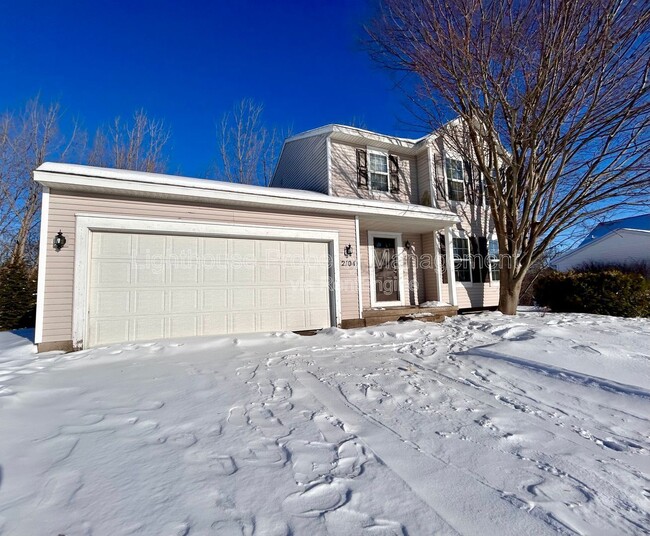 property at 2104 Shiloh Point SE