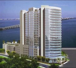 The Platinum in Miami, FL - Building Photo - Building Photo