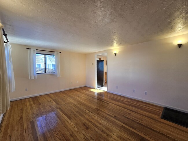 3509 Pueblo Dr in Los Alamos, NM - Building Photo - Building Photo