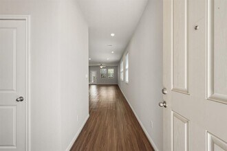 217 McFarland St in Georgetown, TX - Building Photo - Building Photo